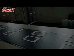 Máquina de colagem com alimentação automática