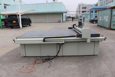 Única máquina de corte da gaxeta do CNC do módulo altamente eficiente para materiais compostos