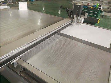 Máquina de alta velocidade do cortador da espuma do Cnc com multi - ferramenta de corte da função